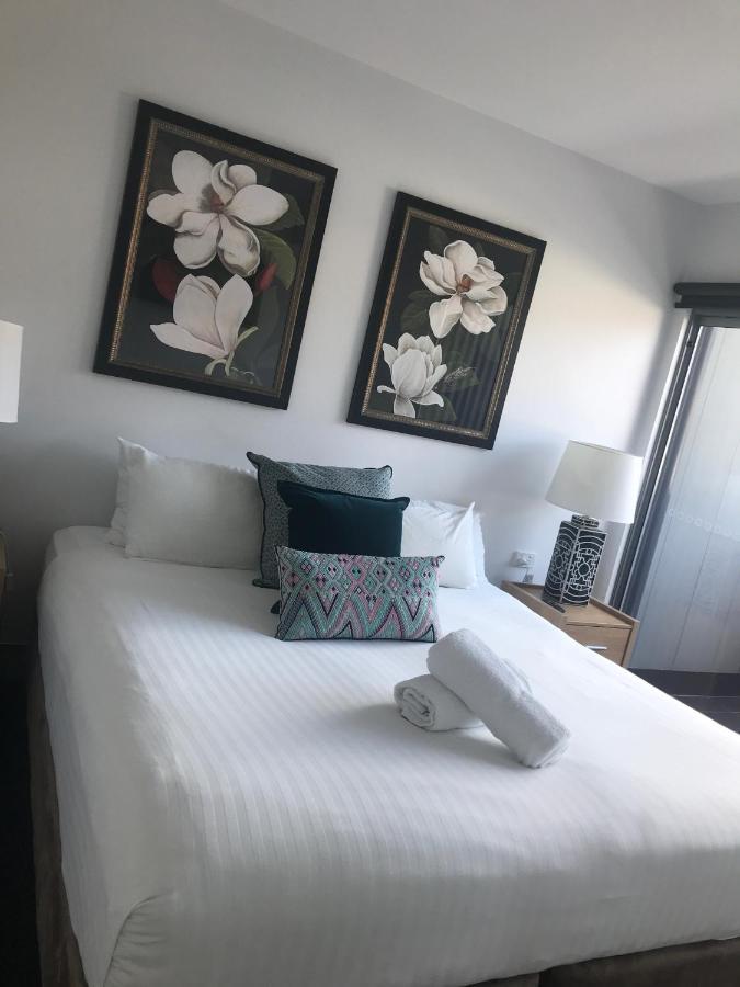 Crown On Darby Newcastle Aparthotel Luaran gambar